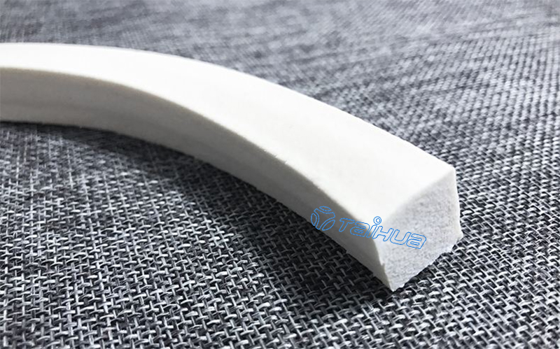 發(fā)泡條是什么？硅膠發(fā)泡條有哪些特點(diǎn)？有多種顏色的嗎？